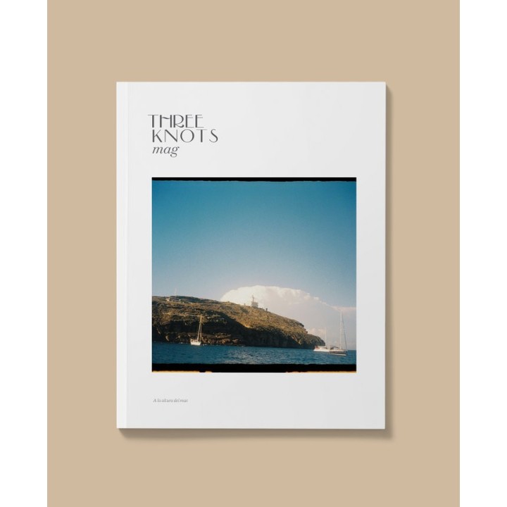 REVISTA THREE KNOTS 4