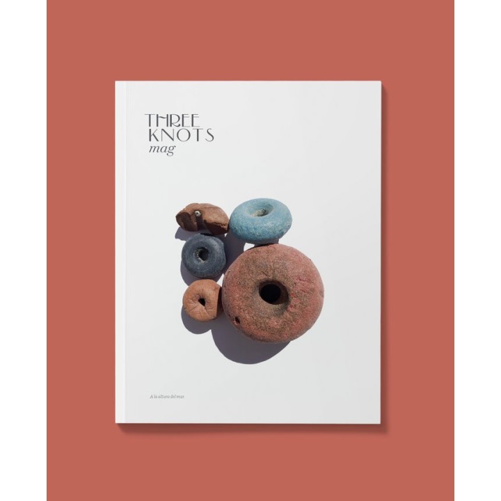 REVISTA THREE KNOTS 3