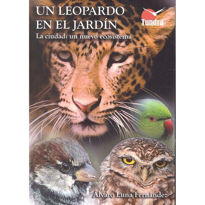 UN LEOPARDO EN EL JARDIN