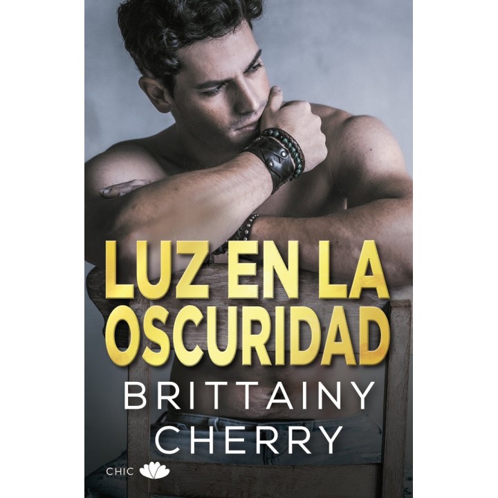 LUZ EN LA OSCURIDAD