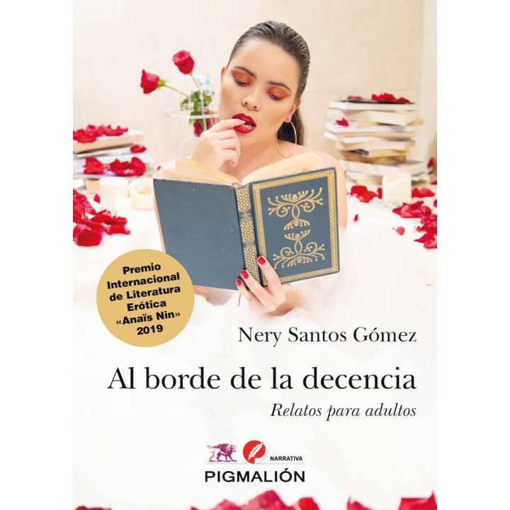 AL BORDE DE LA DECENCIA