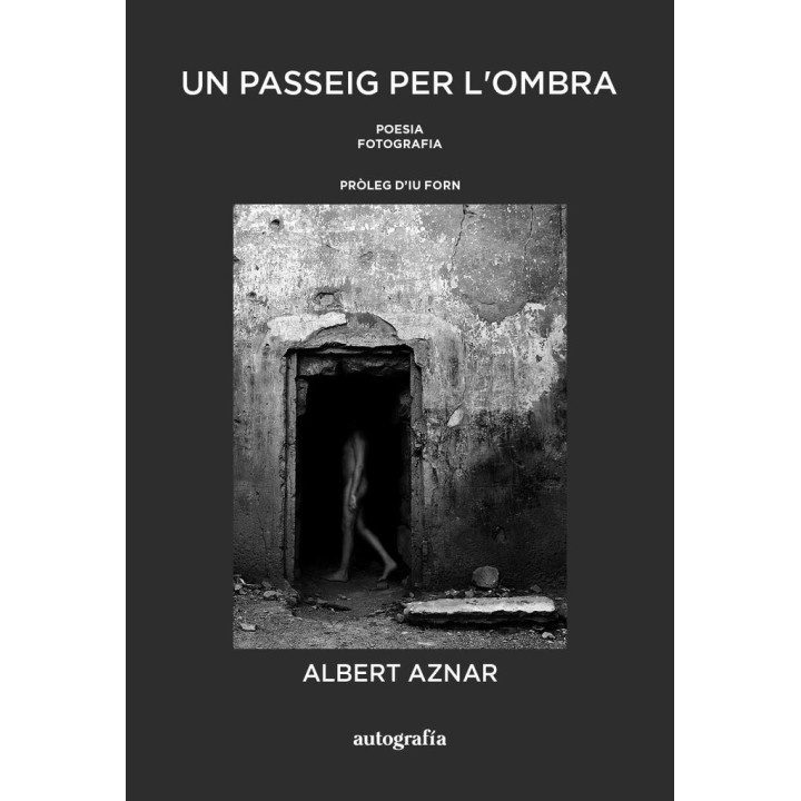 UN PASSEIG PER LOMBRA