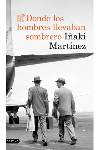 DONDE LOS HOMBRE LLEVABAN SOMBRERO