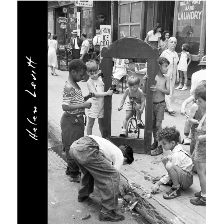 HELEN LEVITT