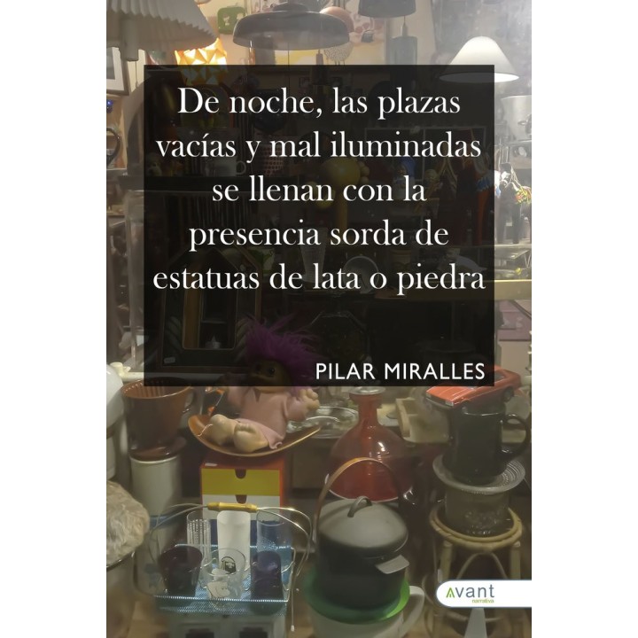 DE NOCHE LAS PLAZAS VACIAS Y MAL ILUMINADAS SE LLENAN CON