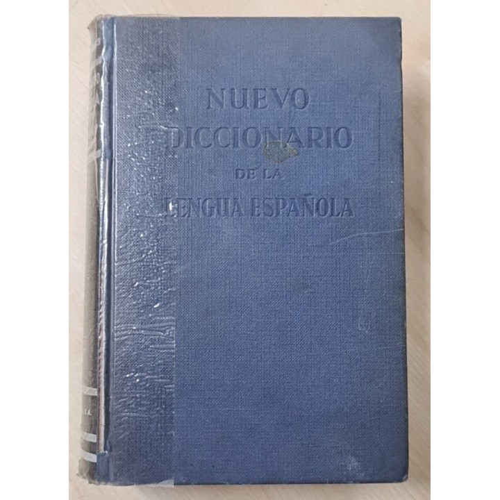 NUEVO DICCIONARIO DE LA LENGUA ESPAÑOLA