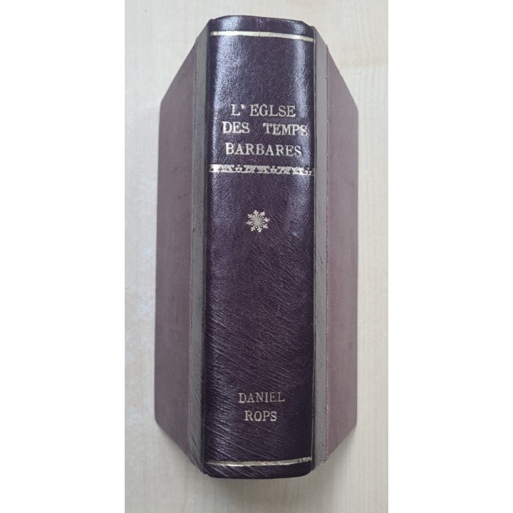 L' EGLSE DES TEMPS BARBARES