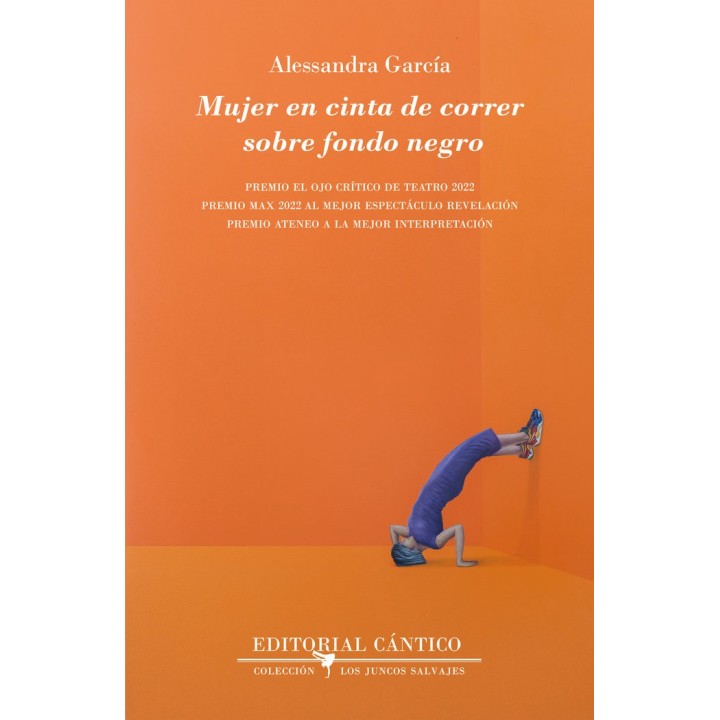 MUJER EN CINTA DE CORRER SOBRE FONDO NEGRO