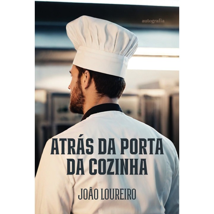 ATRAS DA PORTA DA COZINHA