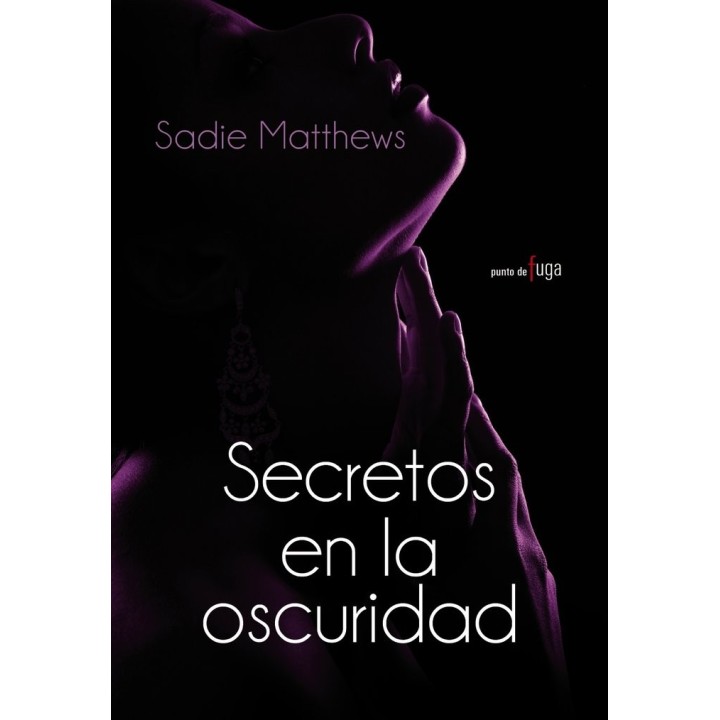 SECRETOS EN LA OSCURIDAD
