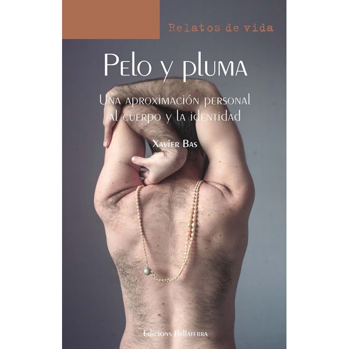 PELO Y PLUMA