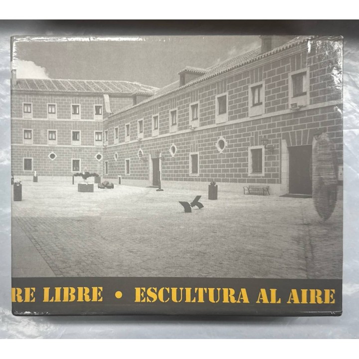 PATIO NORTE. EXPOSICIÓN PERMANENTE Y MUTABLE DE ESCULTURA AL AIRE LIBRE.