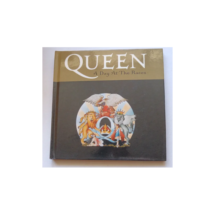 Queen A Day At The Races. No contiene CD