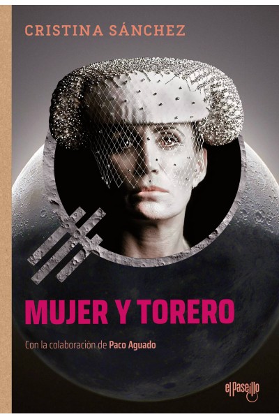 MUJER Y TORERO