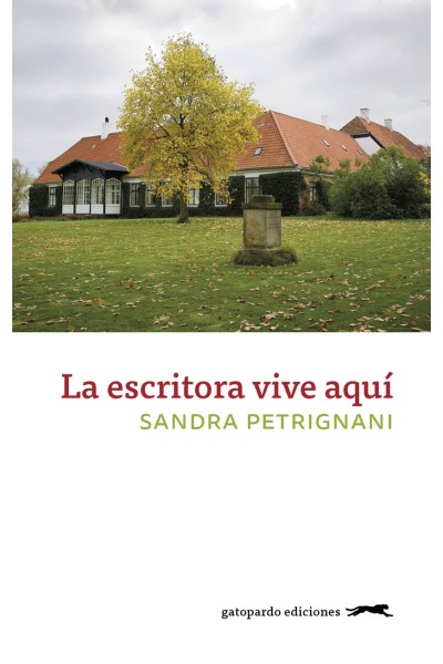LA ESCRITORA VIVE AQUÍ