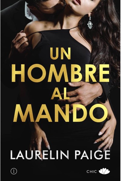 UN HOMBRE AL MANDO