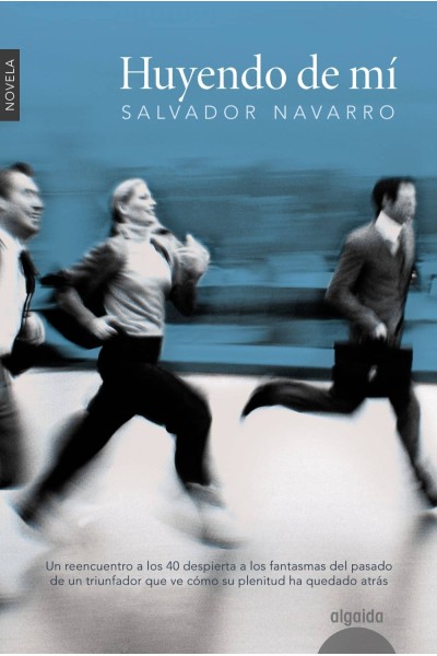 HUYENDO DE MÍ