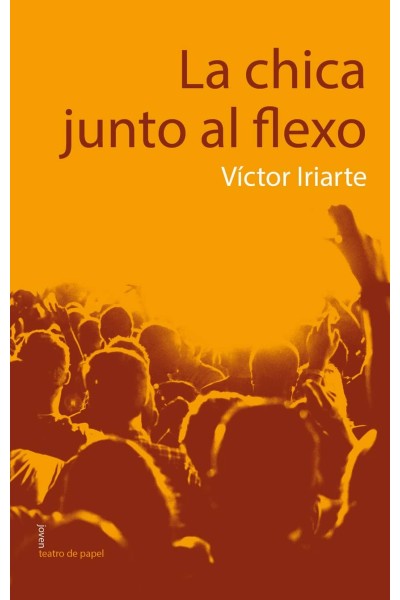 LA CHICA JUNTO AL FLEXO